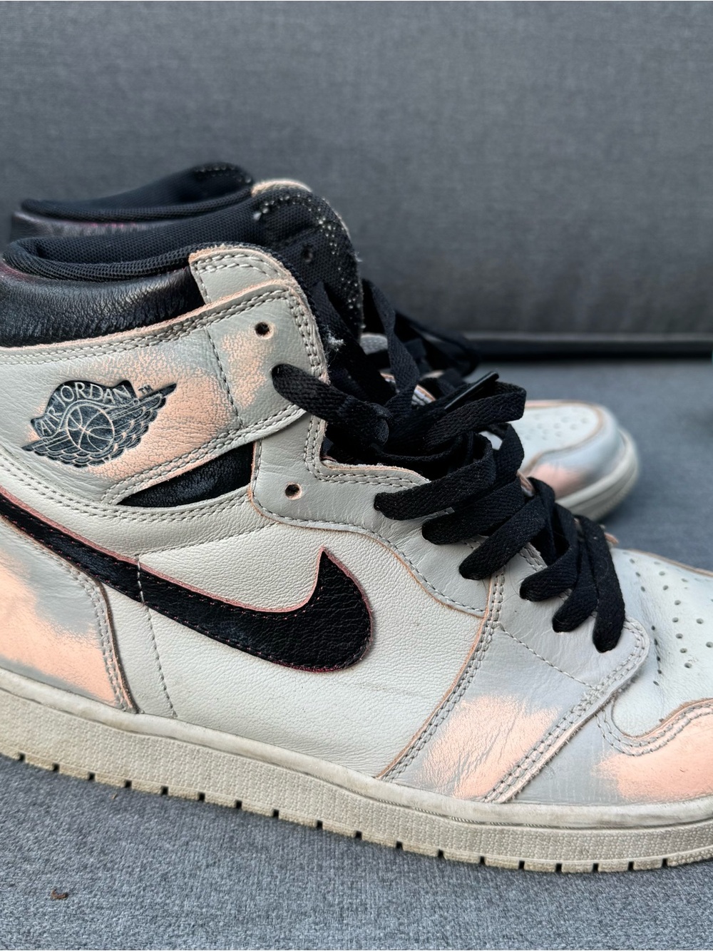 Jordan 1 Retro High OG Defiant SB
NYC to Paris size 12